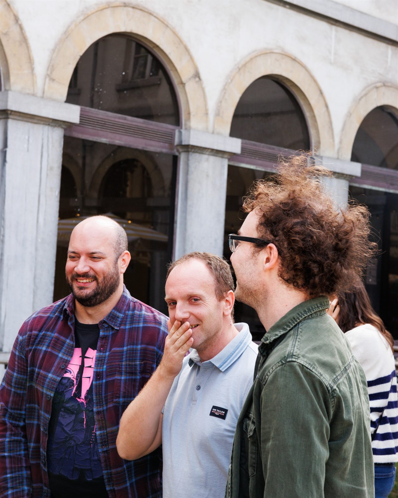 Partie de molkky, joueurs et spectateurs