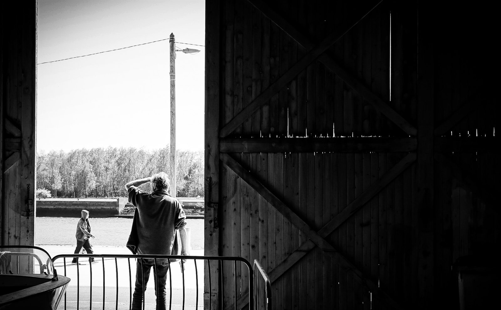 Chantier naval de Rouen : le hangar, les outils, les charpentiers de marine